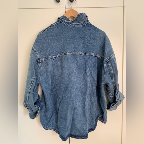 Jean jacket/shirt size M, H&M women’s - Picture 2 of 3